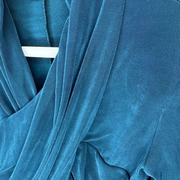 Bardot Wren wrap crop top size XS - Picture 9 of 10